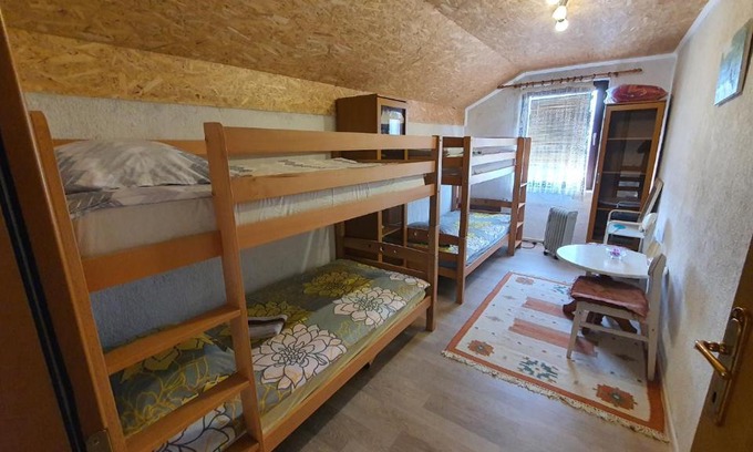Visoko Bed & Breakfast | Medena oaza mira 2