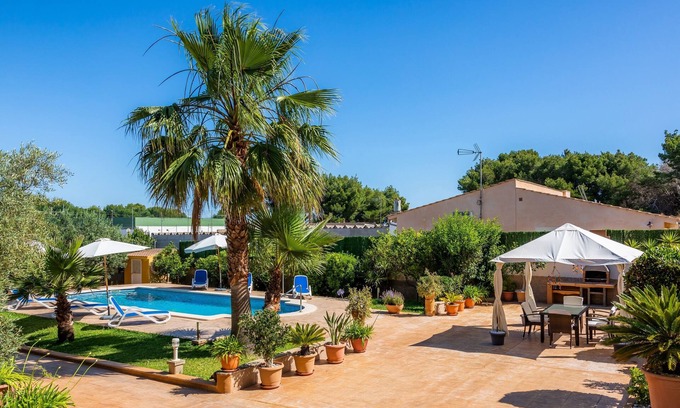 Can Picafort Ski Chalet | Mediterranean Chalet S'Oratge with Pool, Garden, Wi-Fi & Terrace