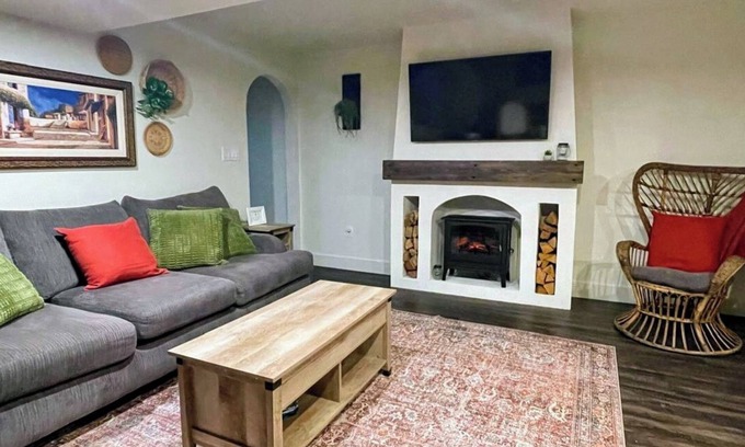 Amherstburg Apartment | Mediterranean-Inspired Retreat Near Amherstburg's Finest Wineries