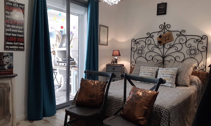 Le Brusc House | MELANIE'S LITTLE HOUSE 30M FROM THE SEA