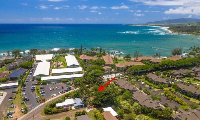 Wailua Cottage | 'melemele' Kapa'a Cottage: 1 Block to Beach!