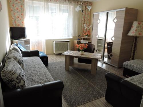 Kaposvar House | Melinda Apartman