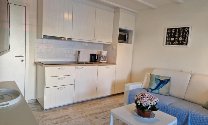 Bredene Apartment | Melroce Holiday Cottage 5503