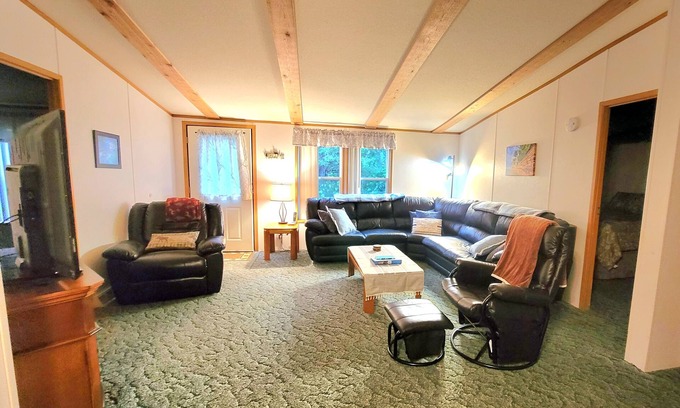 Melstrand House | Melstrand Life minutes away from Pictured Rocks