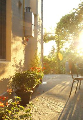 Makhinjauri House | Merabi and Neli Guest House