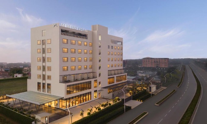 Mohangarh Hotel | Mercure Lucknow Gomti Nagar