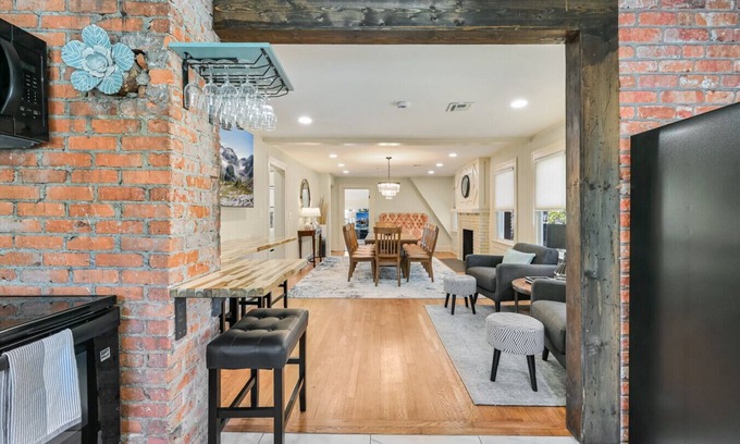 Claxton Community Apartment | Merrimon Manor Historic Remodel