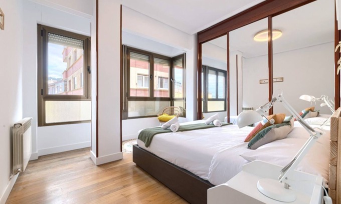Bilbao Apartment | Metro Adjacent Modern Home