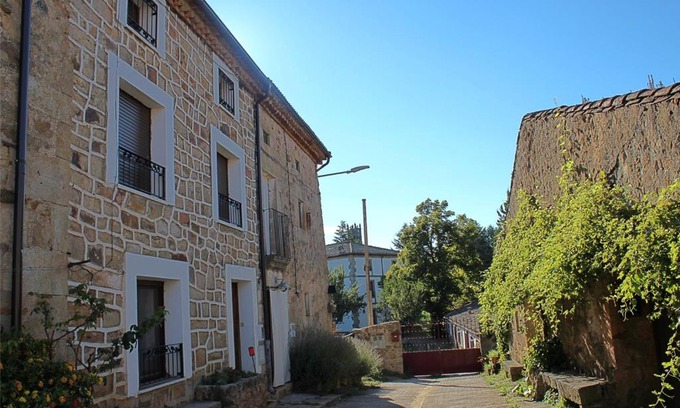 Vilviestre de los Nabos House | MI CASA DE DERROÑADAS