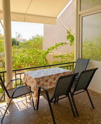 Spata-Artemida House | Mia Home