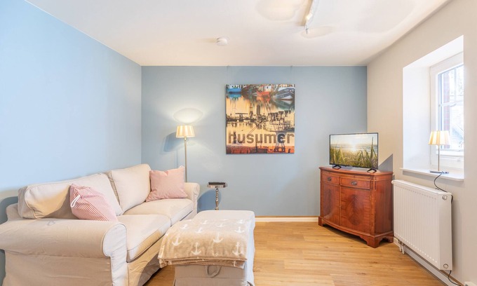 Zentrum Apartment | Michels Koje vacation apartment in Husum for up to 2 people
