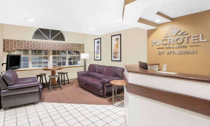 Franklin Hotel | Microtel Inn by Wyndham Franklin