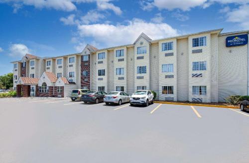 Cordova Hotel | Microtel Inn & Suites by Wyndham Cordova Memphis Wolfchase