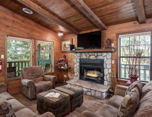 Ruidoso House | Midtown Riverfront Complex