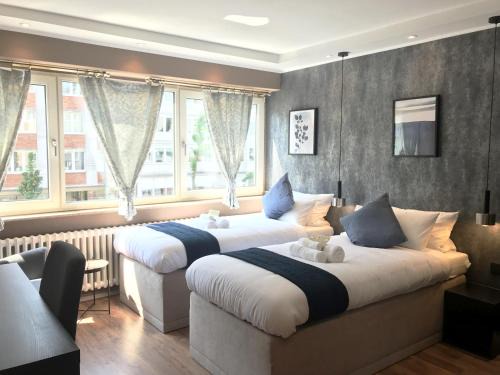 Friedrichstadt House | Mike's Four