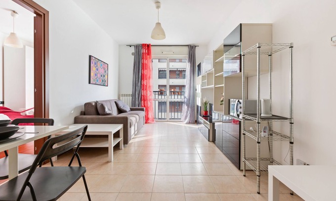 Lambrate Apartment | Milano-Rubattino Budget Apartment