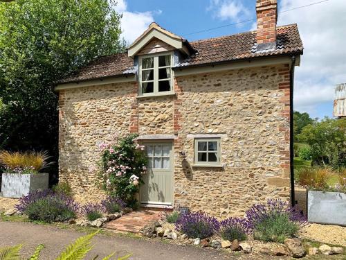 Hawkchurch House | Mill Cottage