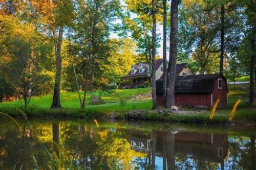 Hot Springs House | Mill Creek Farm