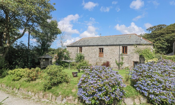 Saint Erth Praze Cottage | MILL, pet friendly, character holiday cottage in Porthleven