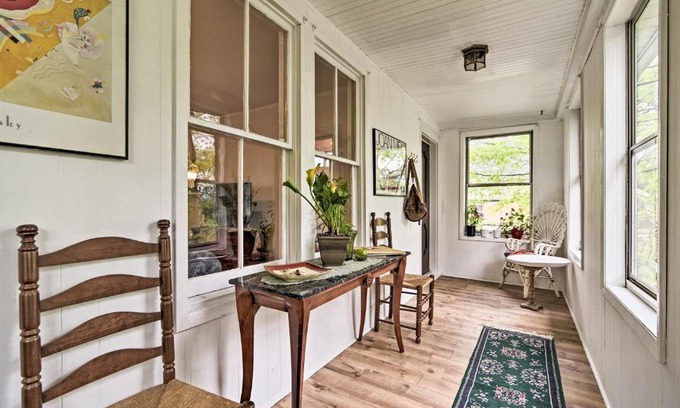 Millburn House | Millburn House with Deck - Walk to NYC Transit!