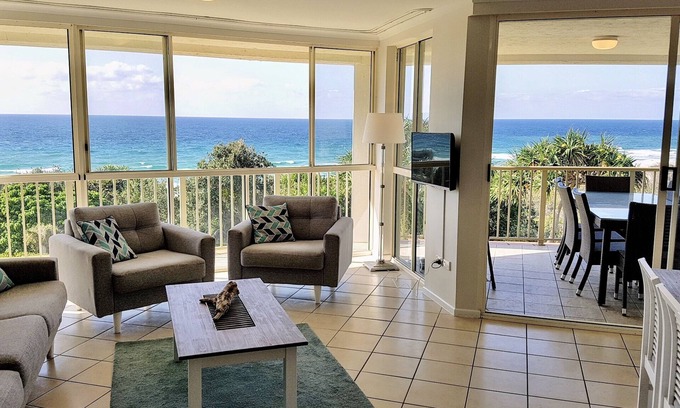 Point Lookout Apartment | Million $ view - watch whales from comfort of home