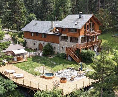 La Molina Hotel | Minds & Mountains Eco Lodge