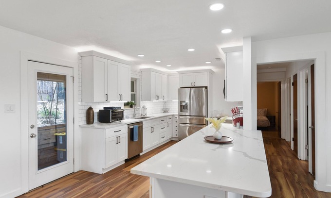 Rocky Ridge House | Mini-Club | Pool/Hot Tub | Dance Floor! Sleeps 23!