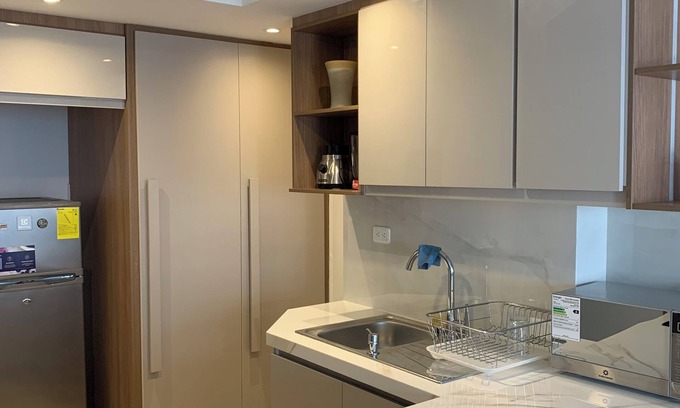 La Colon Apartment | Mini furnished apartment in Quito, C.C. sector. Multicenter