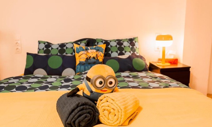 Nepszinhaz negyed Apartment | Minion & Snoopy Apartman