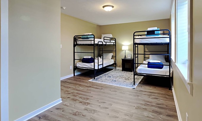 Indianapolis House | Mins to Downtown & Raceway! Rookwood Retreat 1 & 2