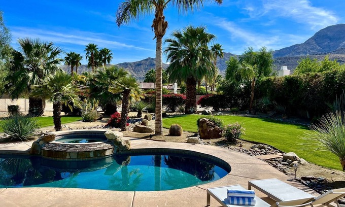 Rancho Mirage House | Mirage Cove. Beautiful home. Putting green, private pool/spa, mountain views.
