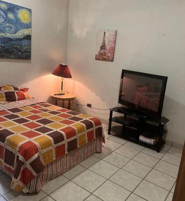 Durango House | Misión Vizcaya Hospedaje