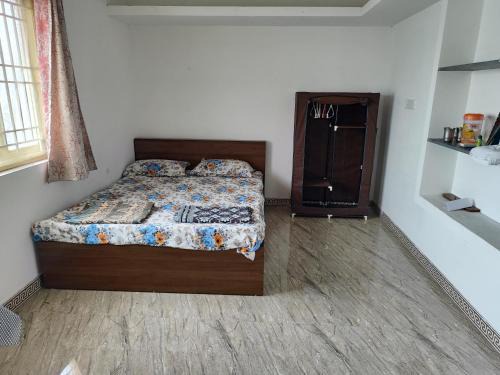 Pollachi House | MMVK Homestay AC, Spacious & Comfortable Entire Home Just For You