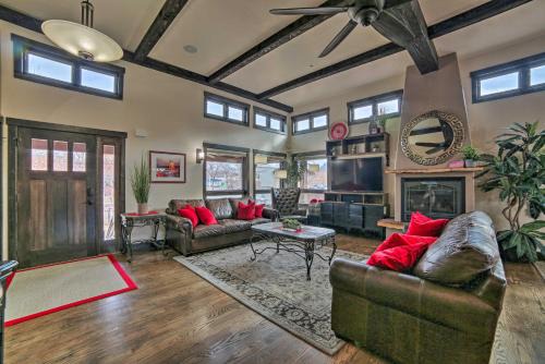 Moab House | Moab Getaway with Ample Parking, Walk to Main Street