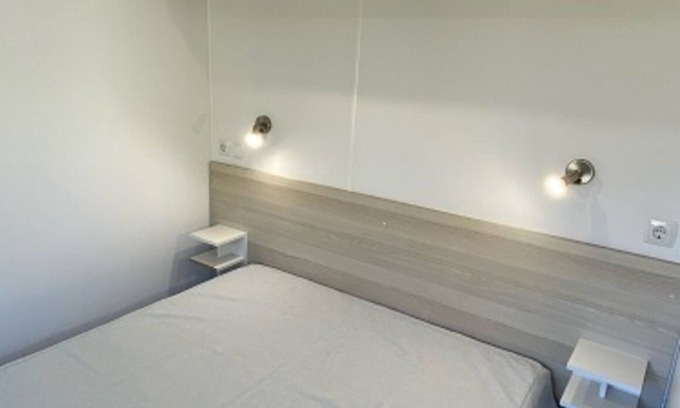 Saint-Cyprien House | MOBIL HOME NUMBER 1 AIR CONDITIONED 6 persons