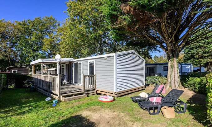 Carnac House | Mobil-home | Ultimate | 2 Ch. | 4 pers. | Raised terrace | A/C | TV