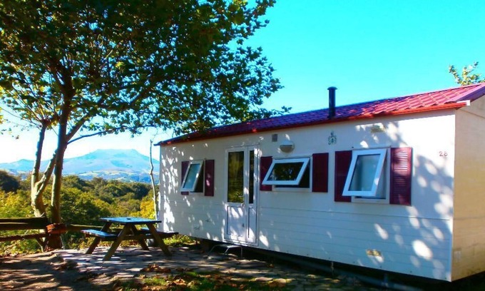 Saint-Pee-sur-Nivelle Ski Chalet | mobile cottage on a hill with views