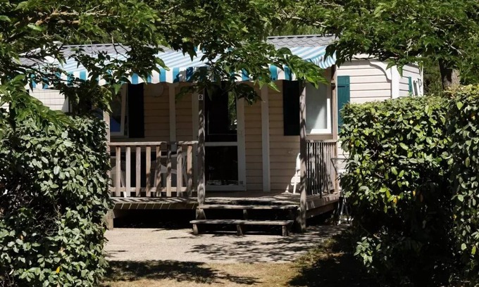 Saint-Hilaire-de-Riez House | Mobile-home 2 Bedrooms 5 People PMR