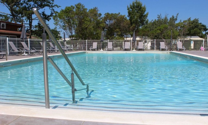 Andernos-les-Bains RV Rental | Mobile Home "Andernos Les Bains" with 2 Private Terraces, Balcony & Shared Pool