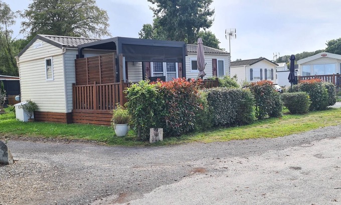 Dinard House | Mobile home on private domain open all year, heated swimming pool and tennis court