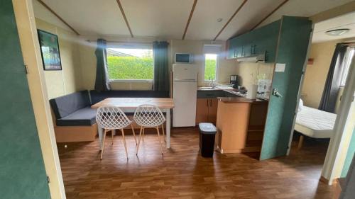 Saint-Denis-d'Oleron Other | Mobilhome sur terrain privé dans résidence les tamarins