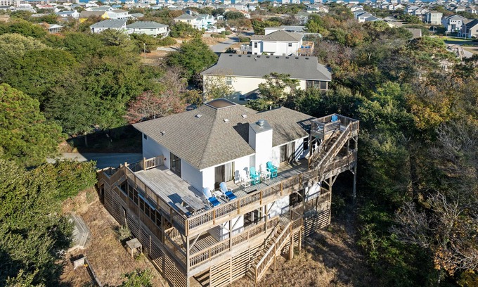 Duck House | Moby Duck: Ocean and Sound Views | Pet-Friendly