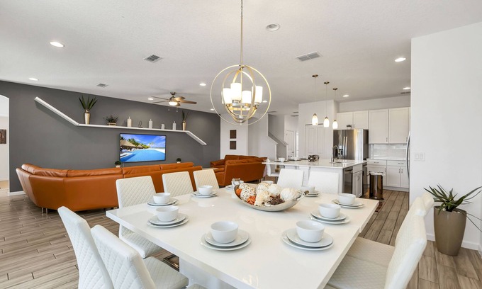 Kissimmee Villa | Modern 10 Bedroom Home - Only Minutes from Disney!