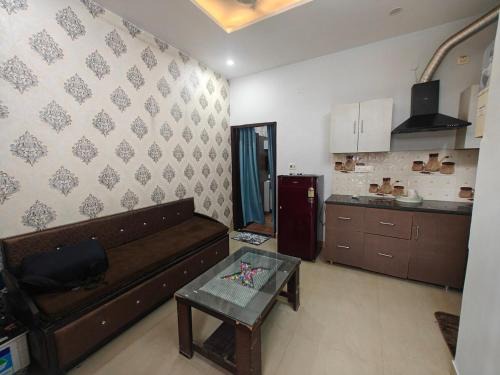 Kharar Apartment | Modern 1BHK Stay in Kharar