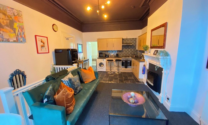 Birmingham Apartment | Modern 1BR Apt w/WIFI, TV & Washer in Birmingham