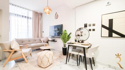 Abu Dhabi Apartment | Modern 1BR at Maryah Vista