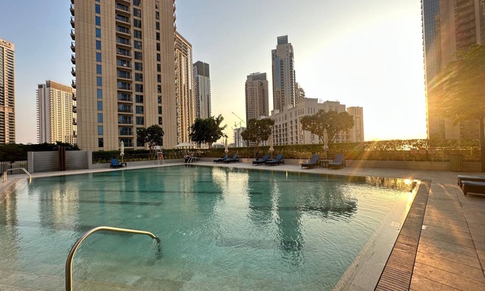 Dubai Apartment | Modern 2-bedroom apartment with WiFi, fitness room in welcoming Dubai