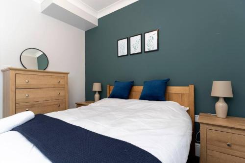 South Shields Apartment | Modern 2 Br Perfect For Family Friends And Workers