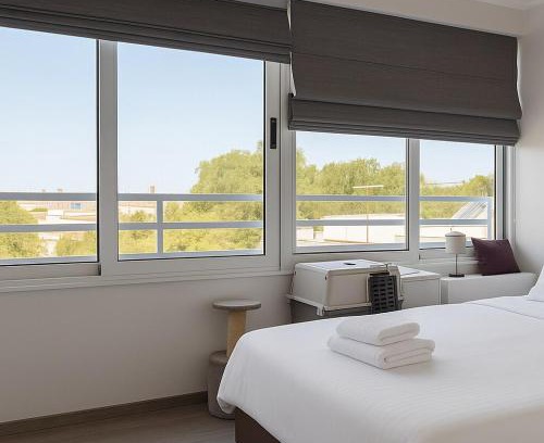 Limassol Apartment | Modern 2BR Apt - Near Casino & MyMall - 3km Beach