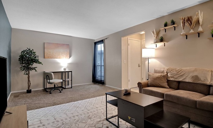 Salt Lake City House | Modern 2BR Condo in Ski Town Center-Access it all